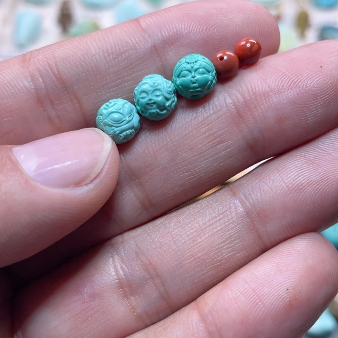 南红玛瑙配饰未镶嵌?**い