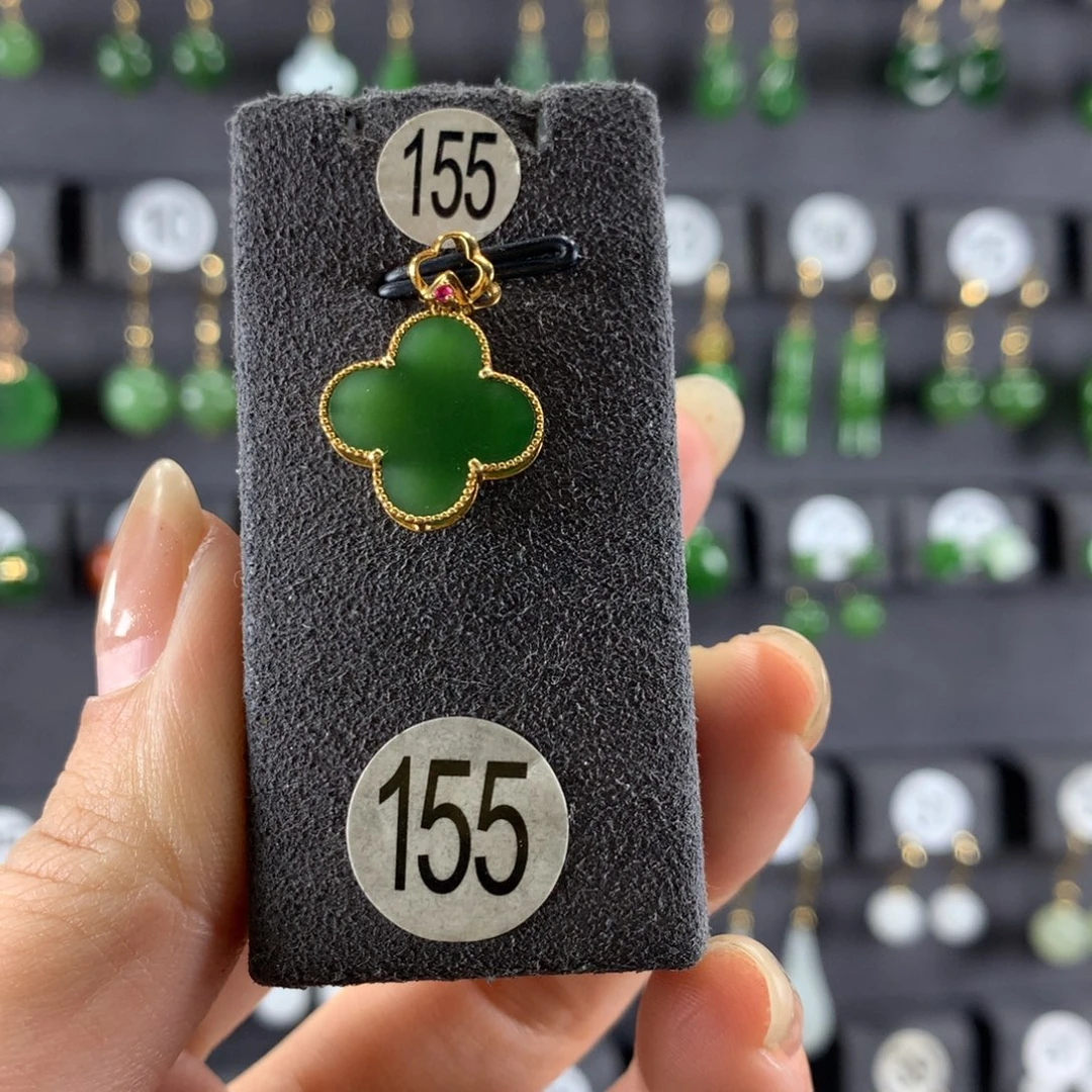 和田玉18K金镶嵌颈饰