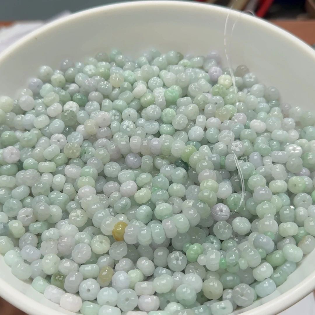 未镶嵌挂件翡翠福利50个，不包邮，拍邮费发货