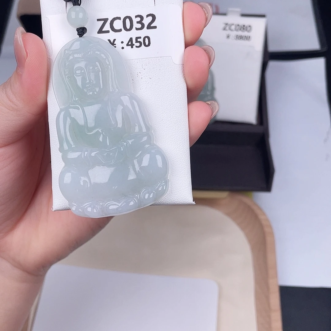 翡翠未镶嵌颈饰zc032