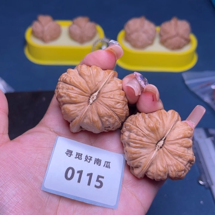 爱***t文玩核桃把件43-0115