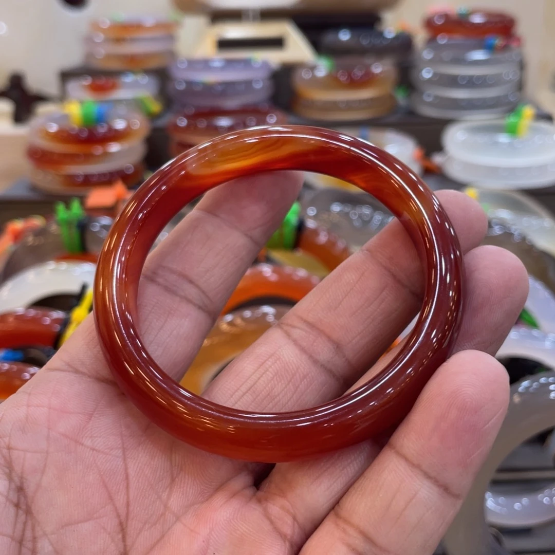 玛瑙/玉髓手镯未镶嵌