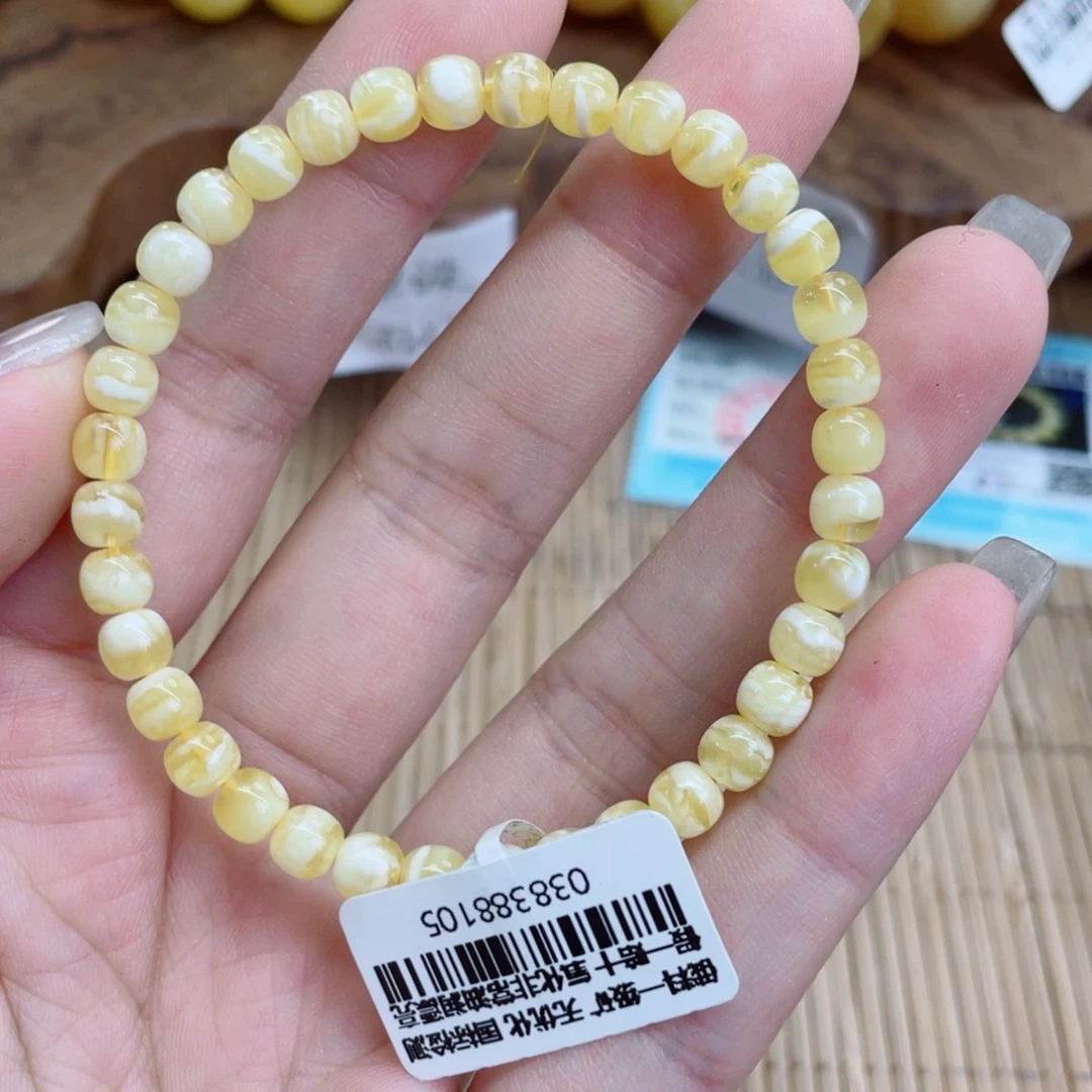 未镶嵌蜜蜡裸石蜜蜡38