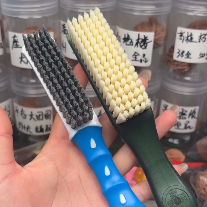 桃核吊坠软+硬文玩刷