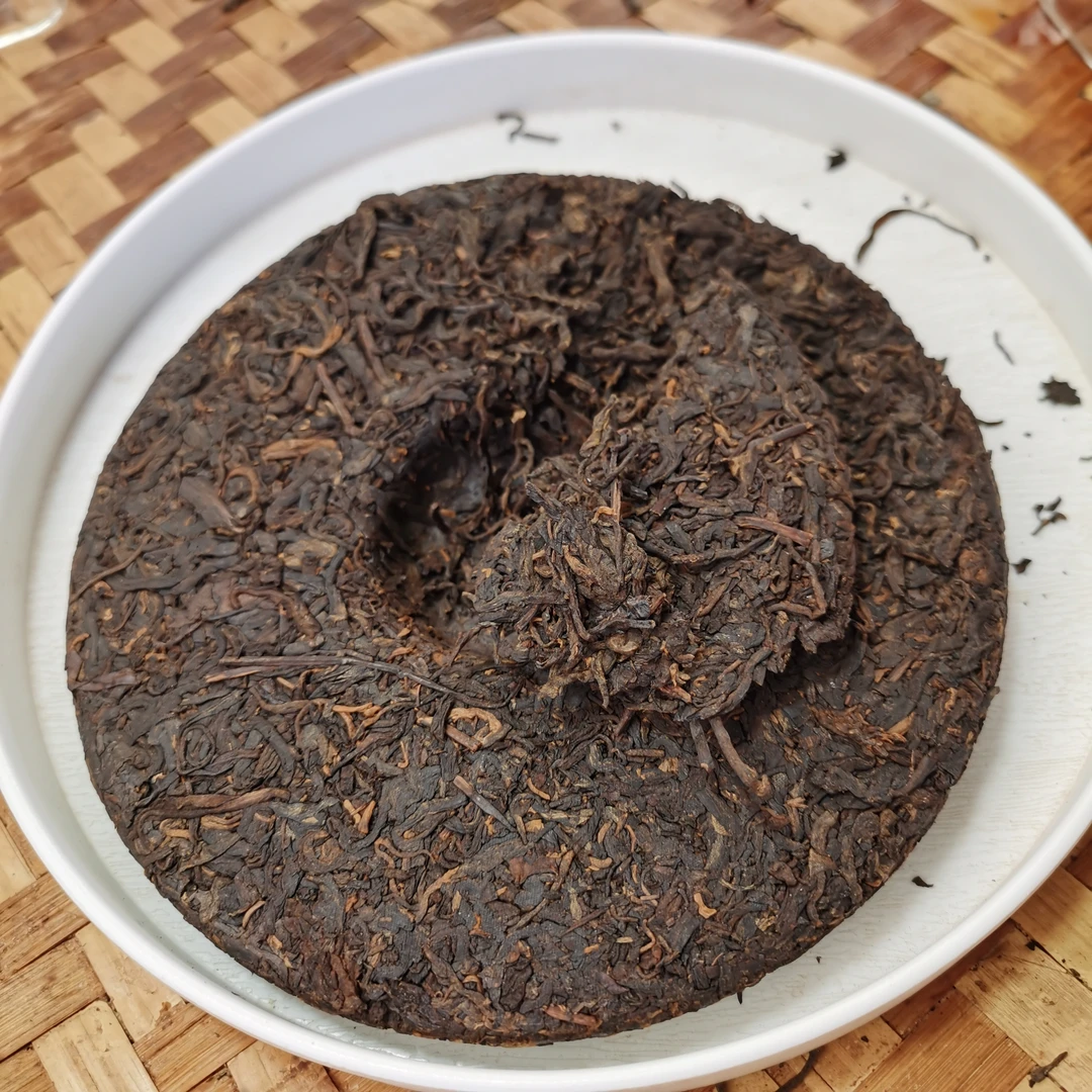 2019年凤庆片区普洱熟茶饼茶(357g)12月30【41号】