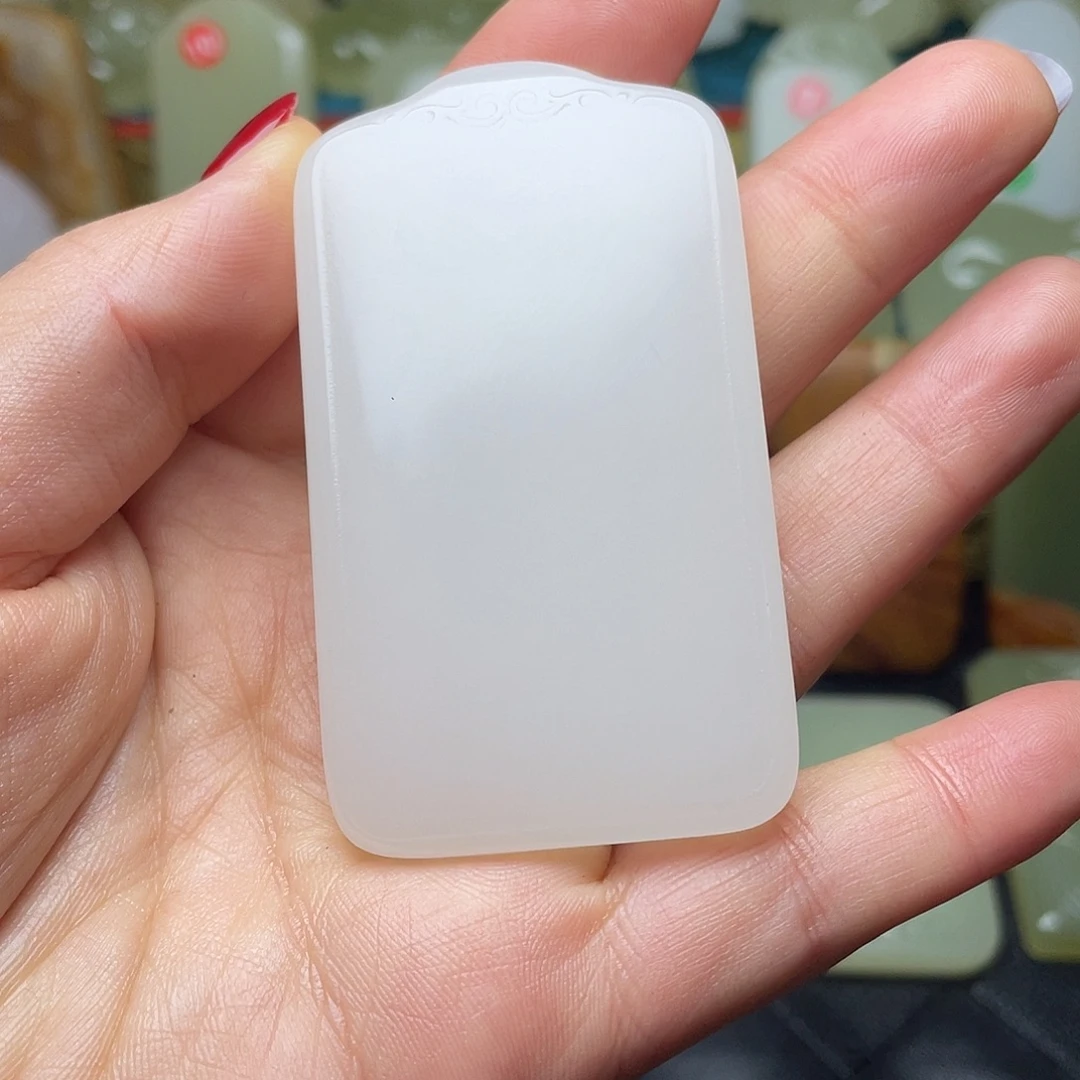 用***5玉手工雕刻无事牌小摆件