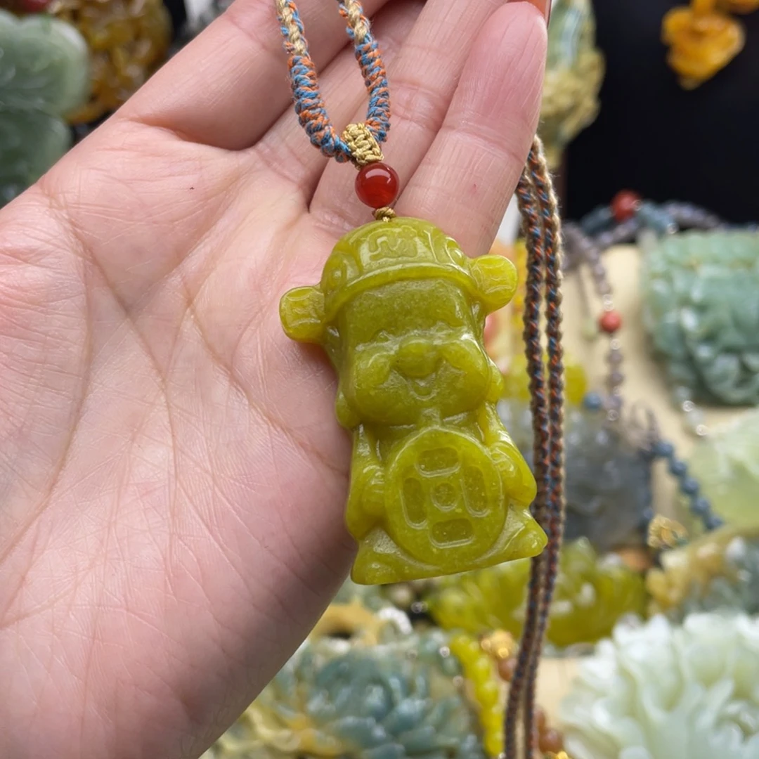 未镶嵌蛇纹石玉颈饰