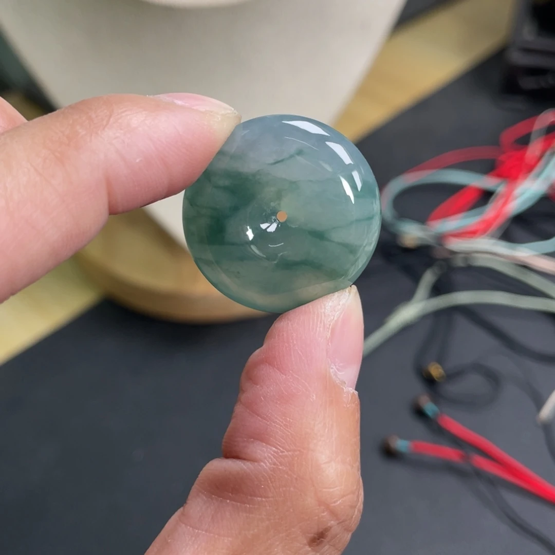 翡翠未镶嵌颈饰26.5-6.4