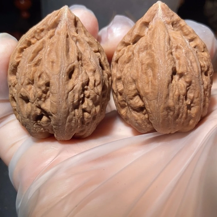 文玩核桃把件东北楸子小雪41