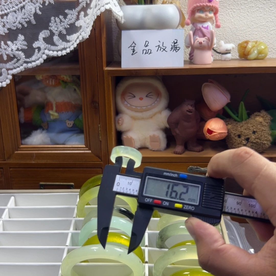 未镶嵌蛇纹石玉手镯204