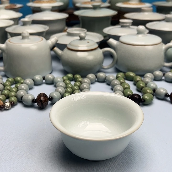 杯微暇月白釉压手杯原矿原釉原产地