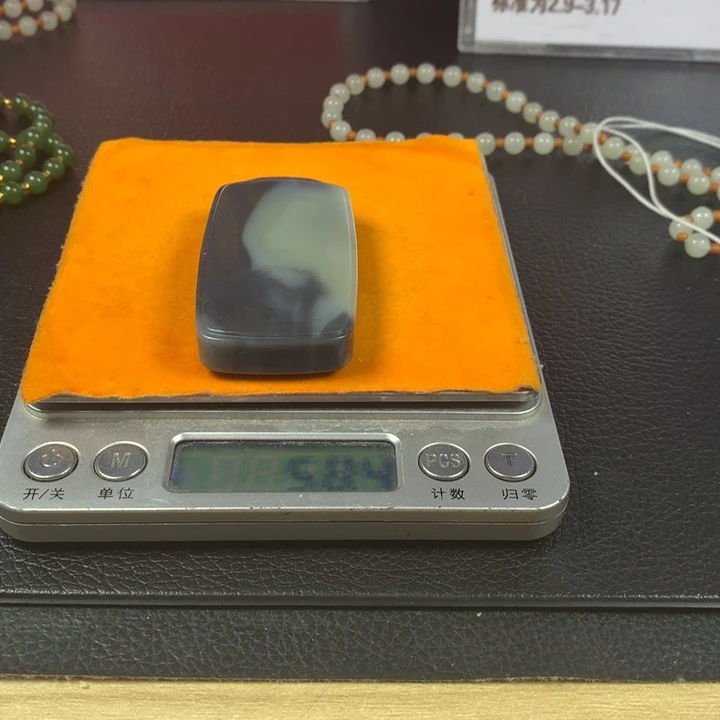 和田玉颈饰未镶嵌孤*