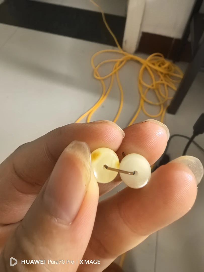 蜜蜡小隔片一对