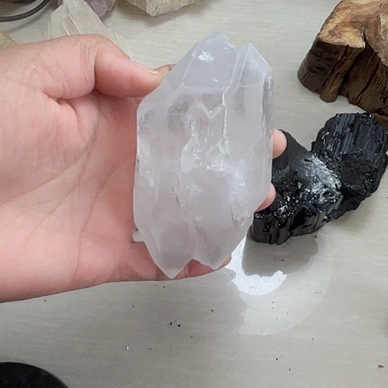 天然水晶原石未镶嵌水晶千**创