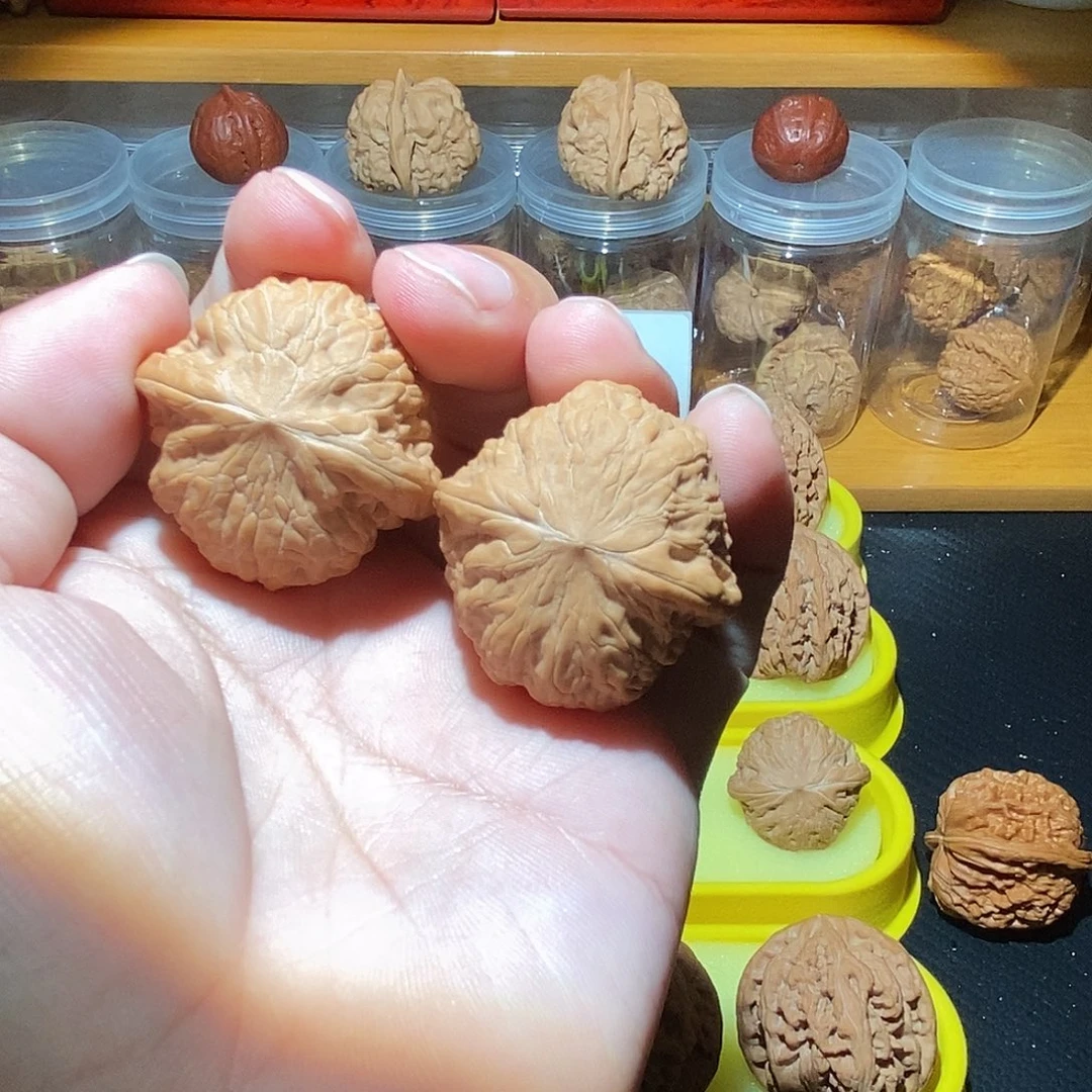 文玩核桃吊坠铁锤妹妹