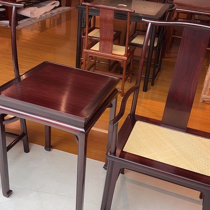 户***室其它金属血檀香几