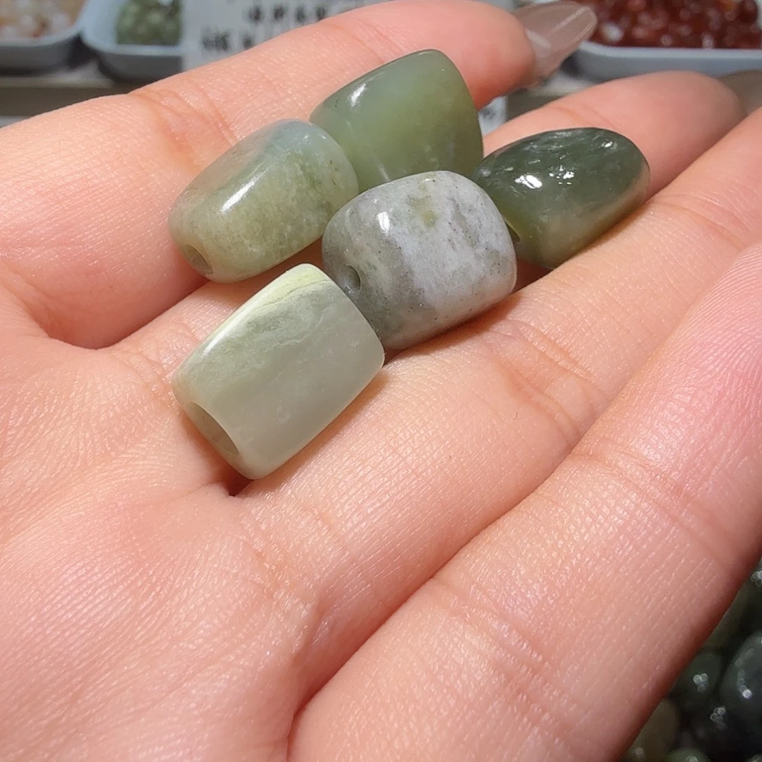 和田玉未镶嵌珠宝奇石