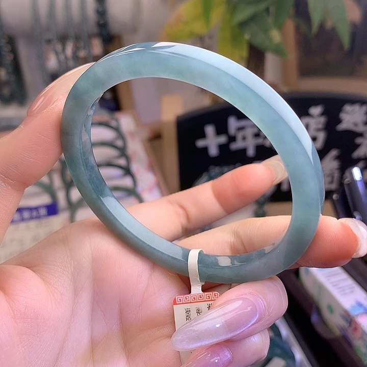 翡翠未镶嵌手镯6162