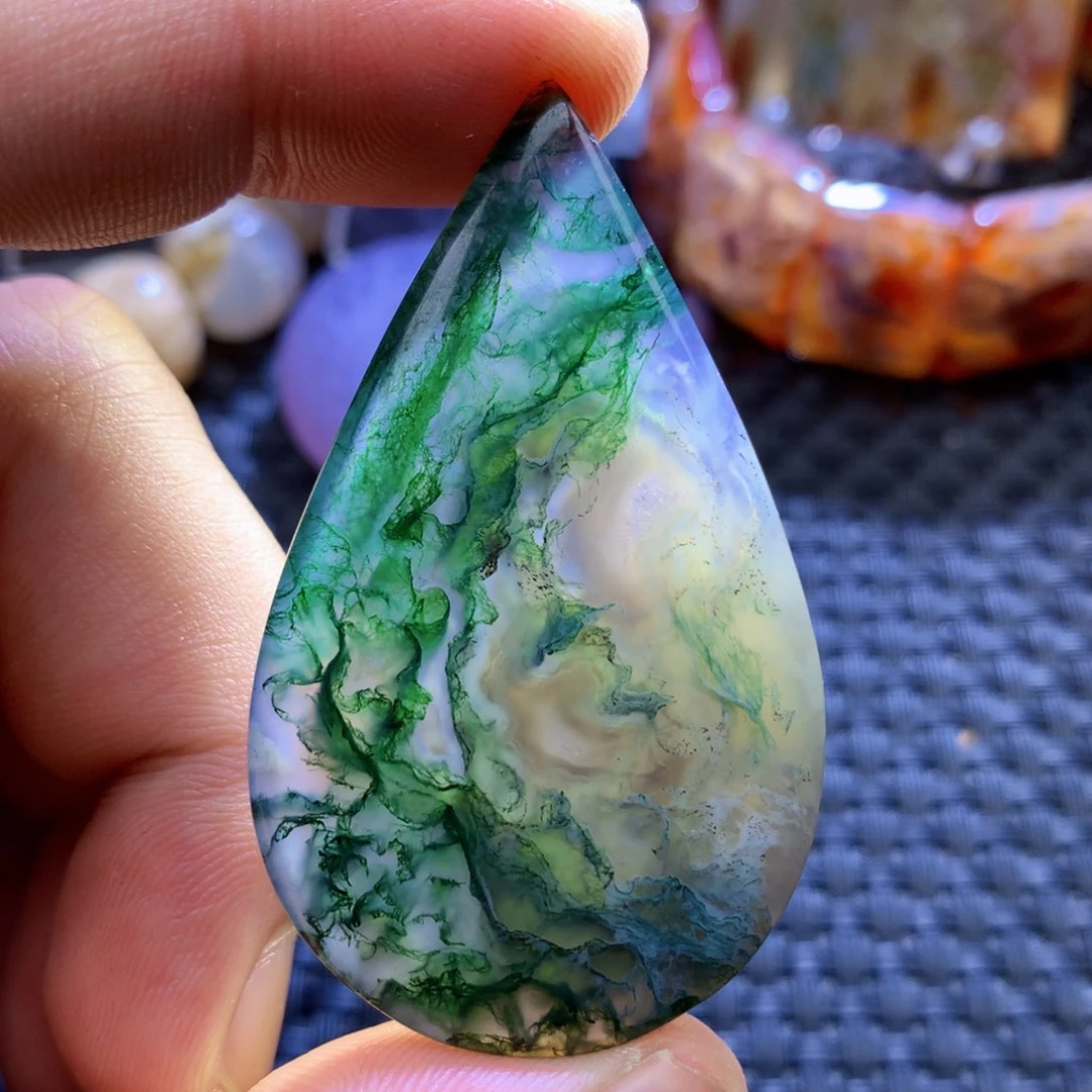 未镶嵌颈饰玛瑙/玉髓手****4