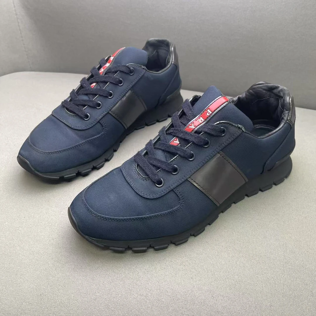 95新 Prada/普拉达 蓝色网面鞋舌红标logo时尚百搭运动鞋 41码