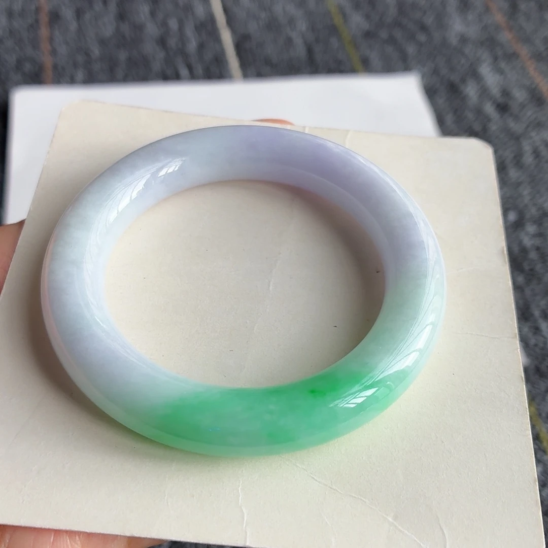 翡翠手镯未镶嵌圆条52.6