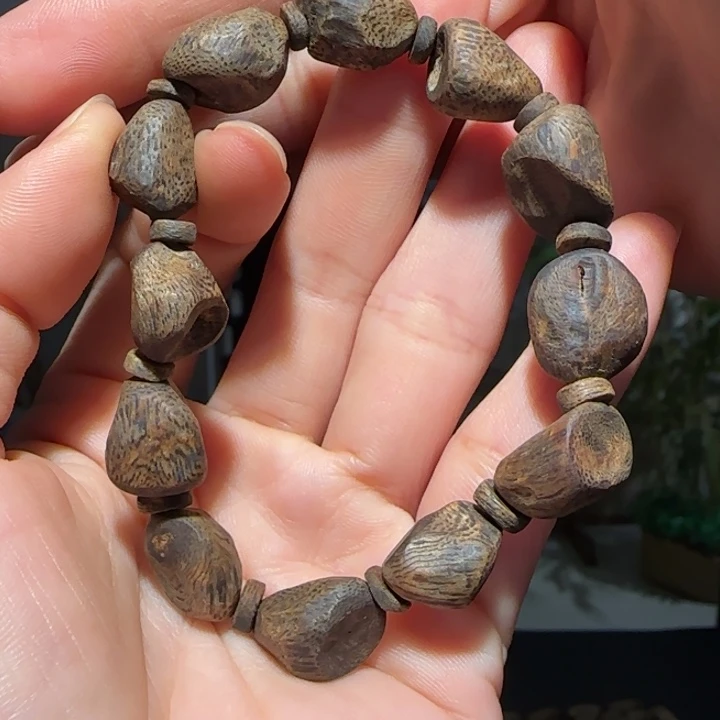 沉香手串原母树沉水树丁手串12克