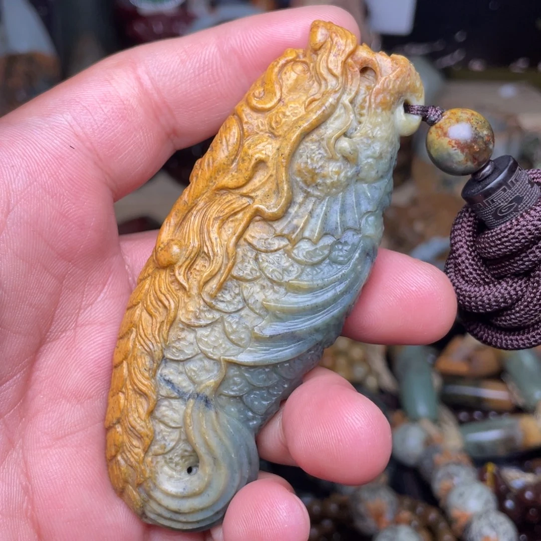 握***沙颈饰未镶嵌岫岩河磨玉（透闪石质玉）