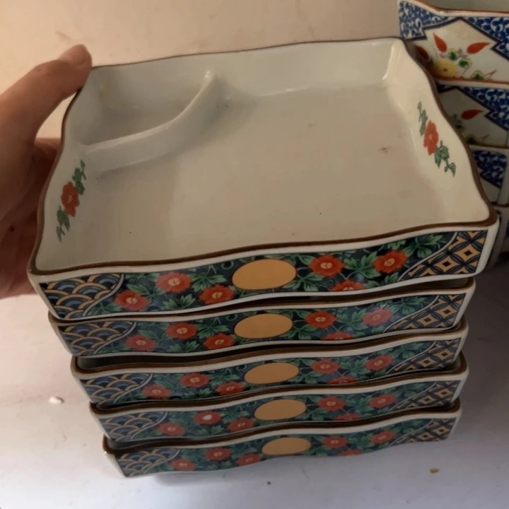 盖碗瓷器直播放漏中