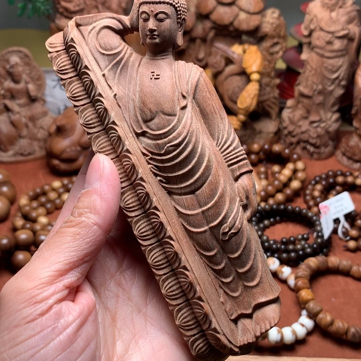 梵***海檀香木把件老山檀卧佛奶香微瑕