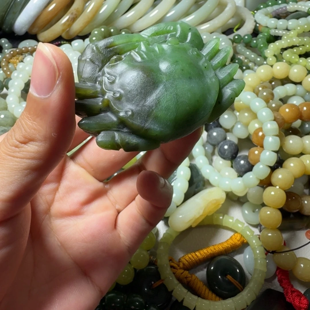 和田玉未镶嵌手串