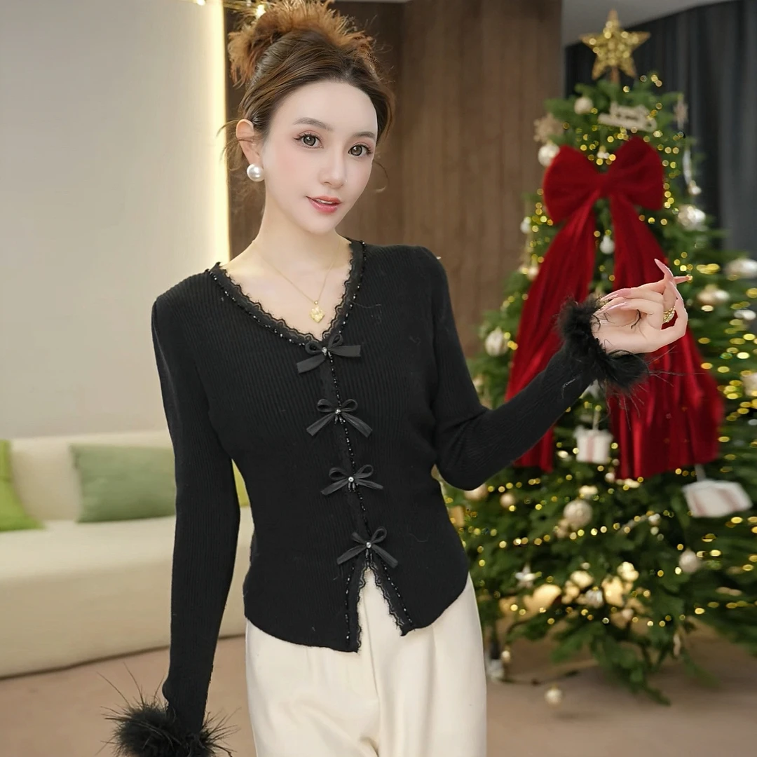 【MIA.G】氛围感木耳边修身气质毛衣上衣        SMK25004