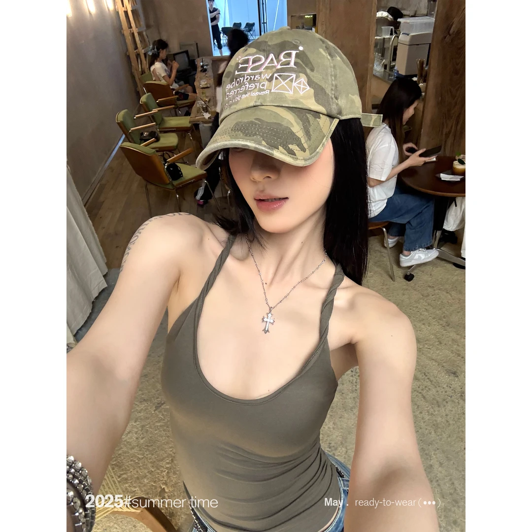 SUNONEONE 针织打扭不规则上衣女夏季时尚设计感吊带背心D0106D