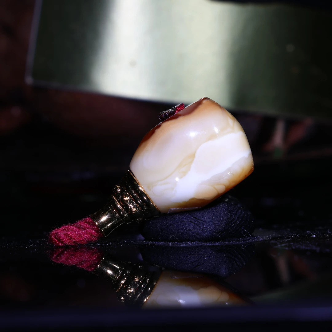 10m蜜蜡三通佛头天然原矿精工沁色白蜡虎皮纹三通蜜蜡配饰A457
