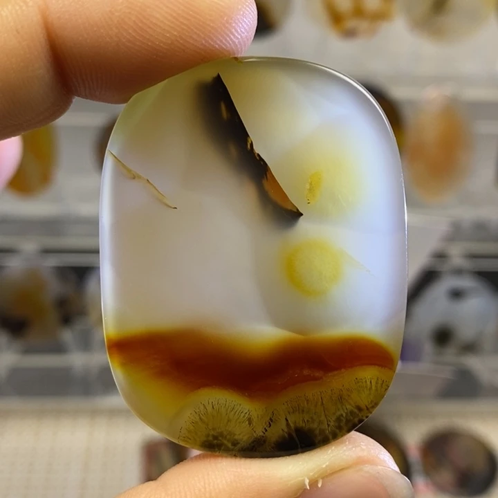 玛瑙/玉髓颈饰未镶嵌