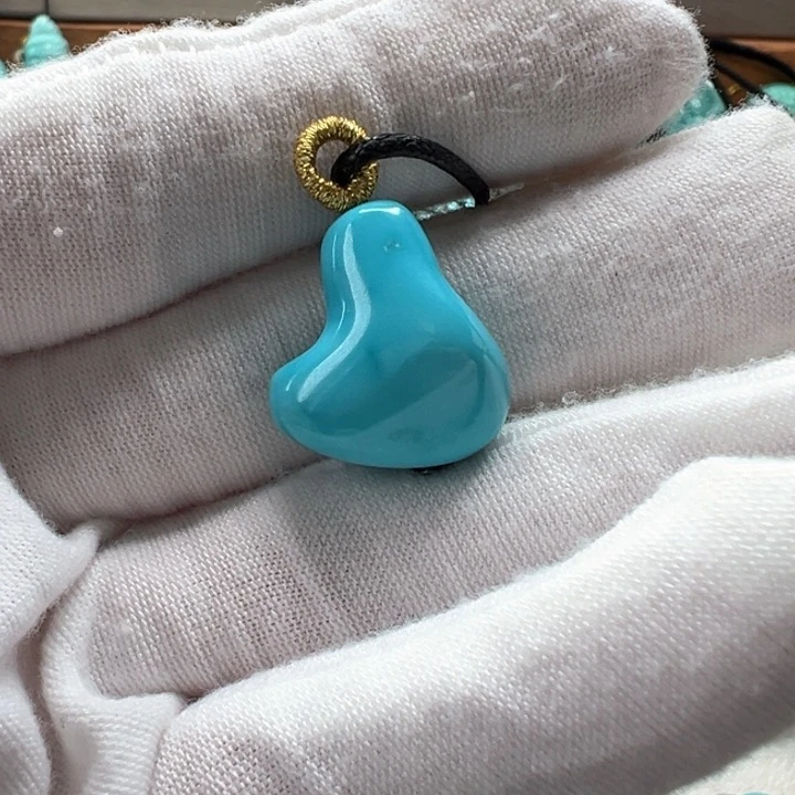 绿松石未镶嵌随形