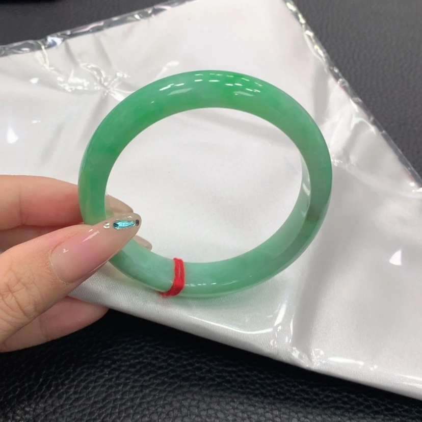 【闪购商品】翡翠手镯未镶嵌逗*～翡翠