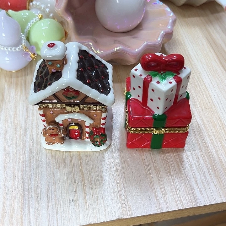 陶瓷艺术品等多种艺术品的