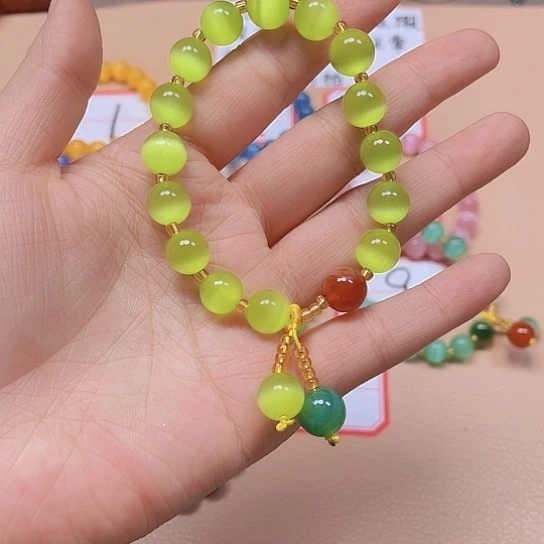 玛瑙/玉髓颈饰未镶嵌向****?