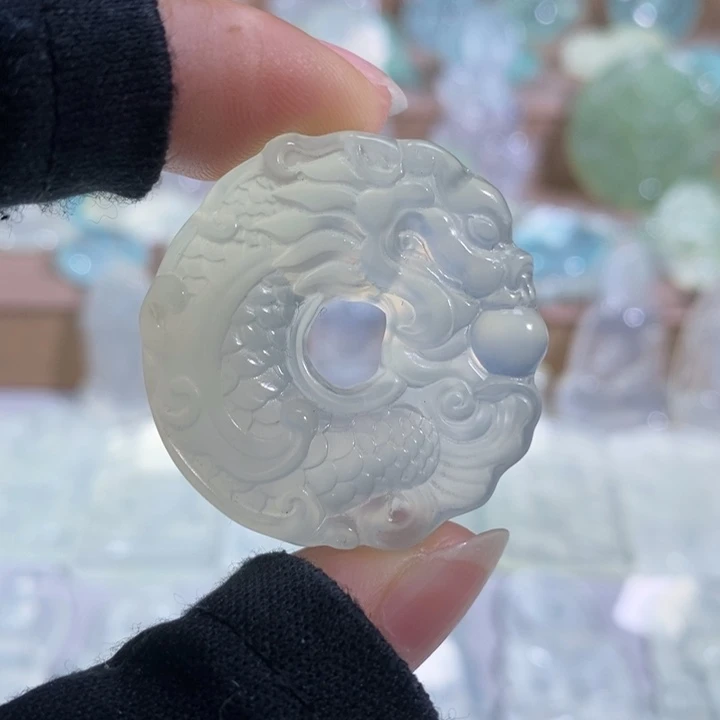 岫玉未镶嵌吊坠吊坠