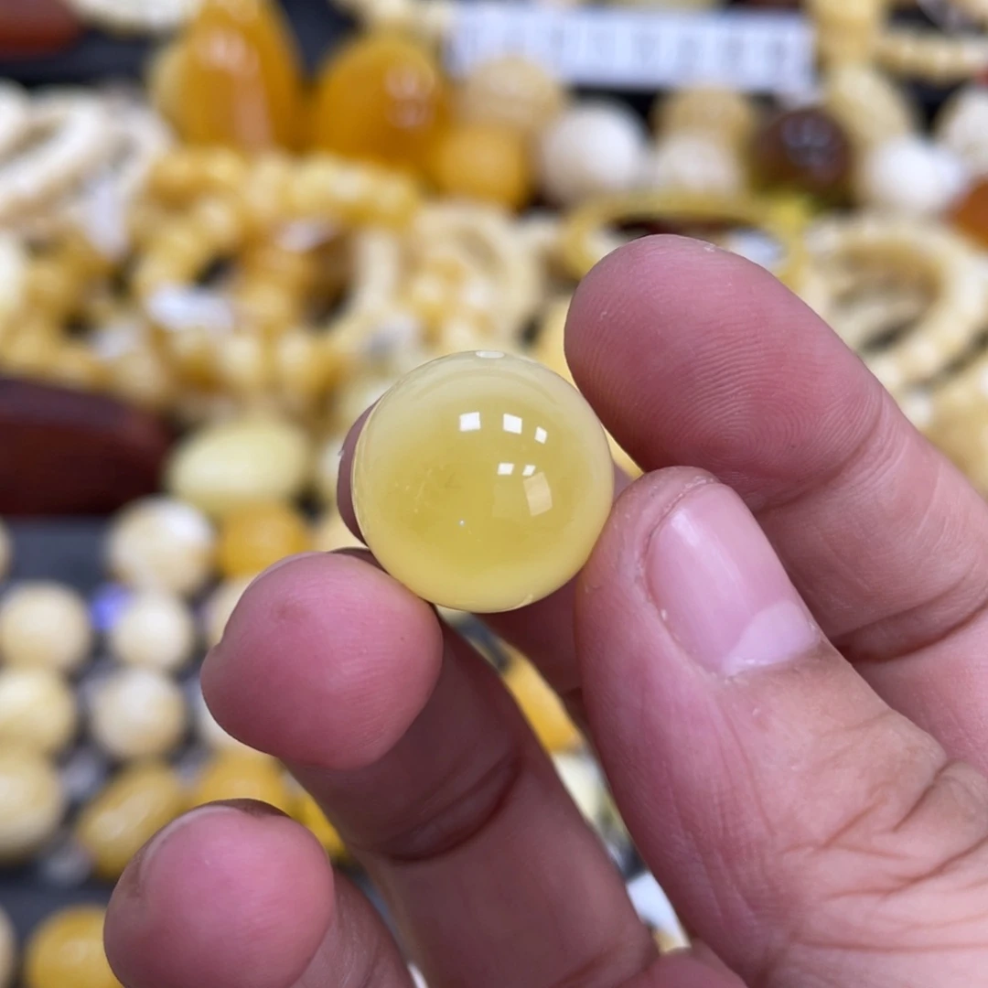 未镶嵌琥珀裸石16mm溶洞金沙 福利