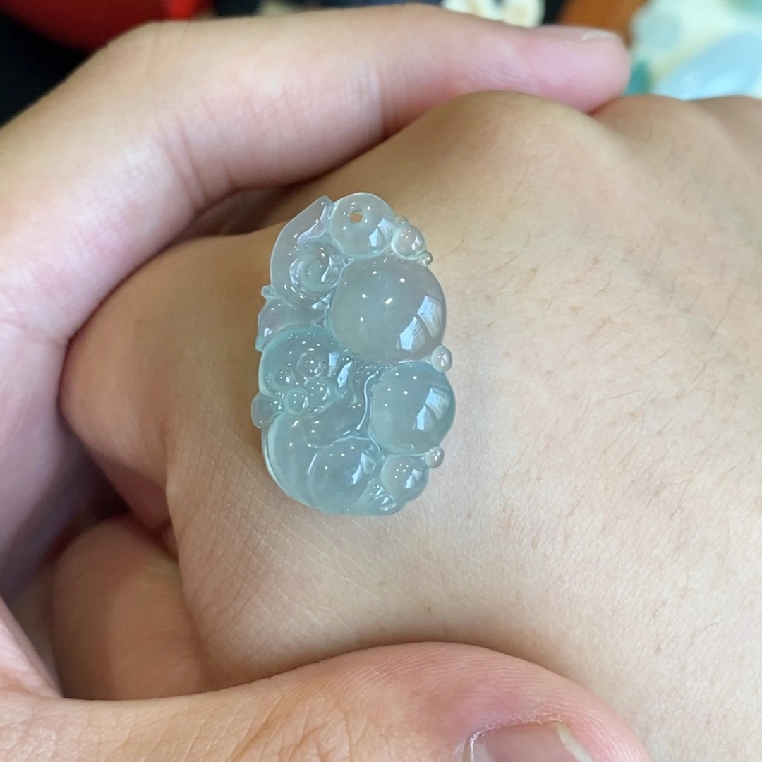 定制翡翠未镶嵌猴子