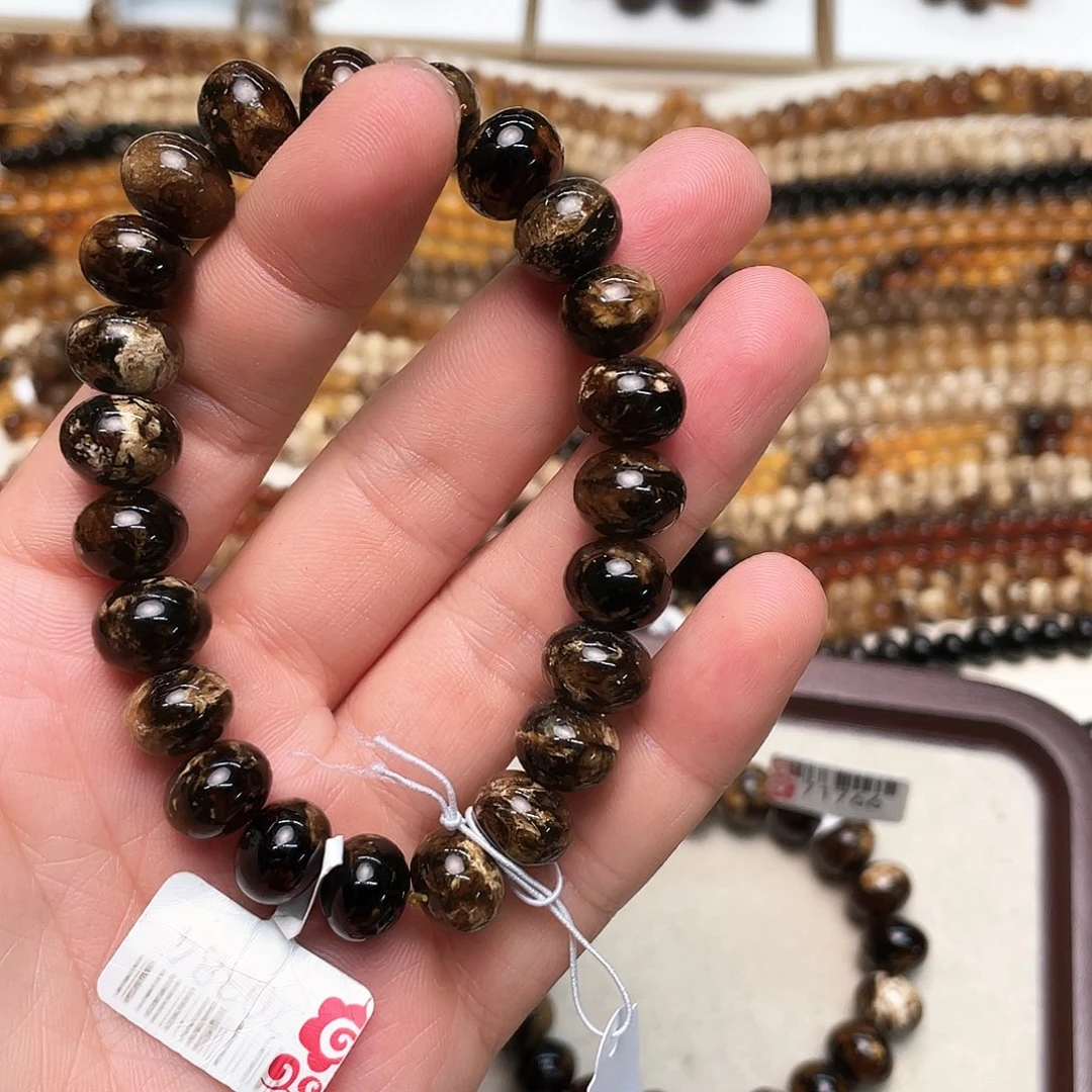 与***愁裸石琥珀未镶嵌十一70384