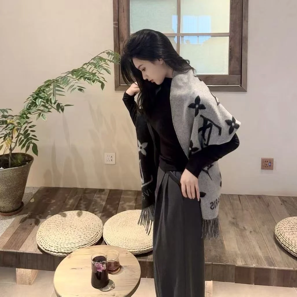 【专柜同款】冬季双面流苏款时尚