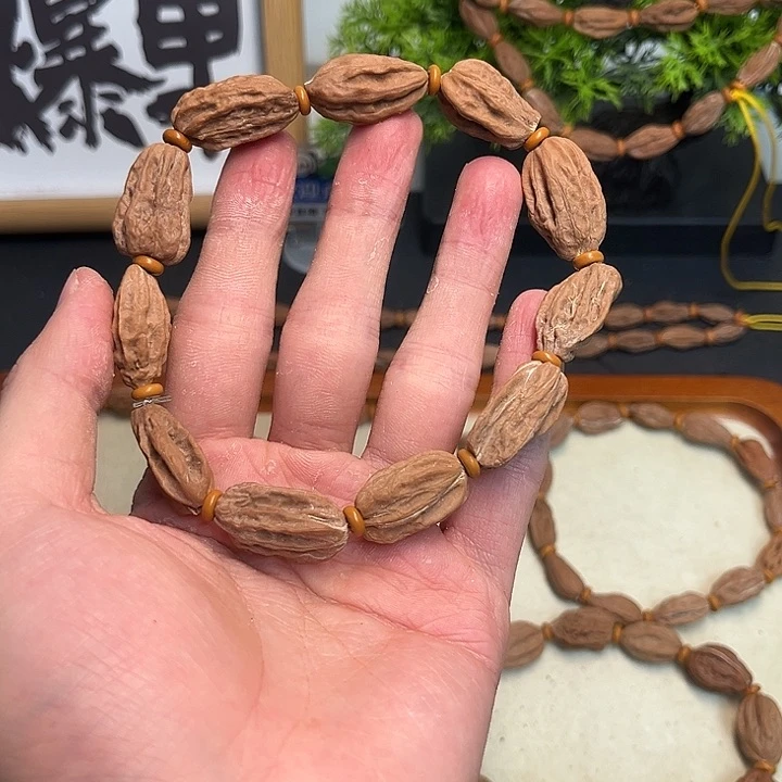 文玩核桃吊坠您**了核桃19