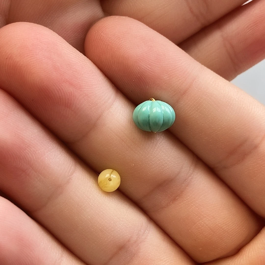 未镶嵌蜜蜡珠宝奇石