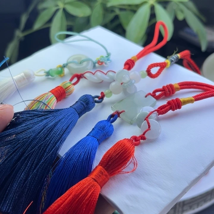 翡翠未镶嵌颈饰翡翠车挂随机发