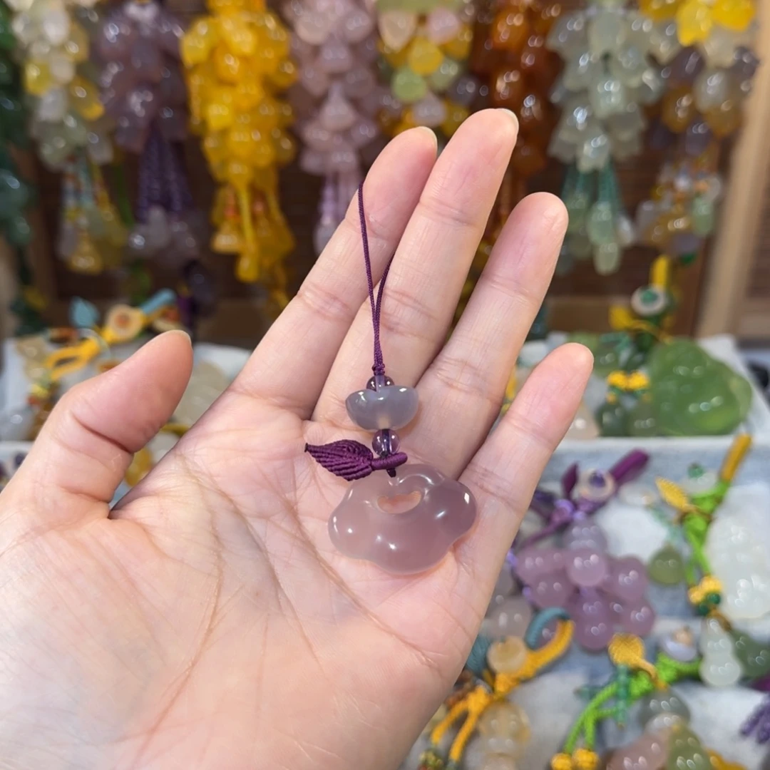 梦***现玛瑙/玉髓未镶嵌手机挂件