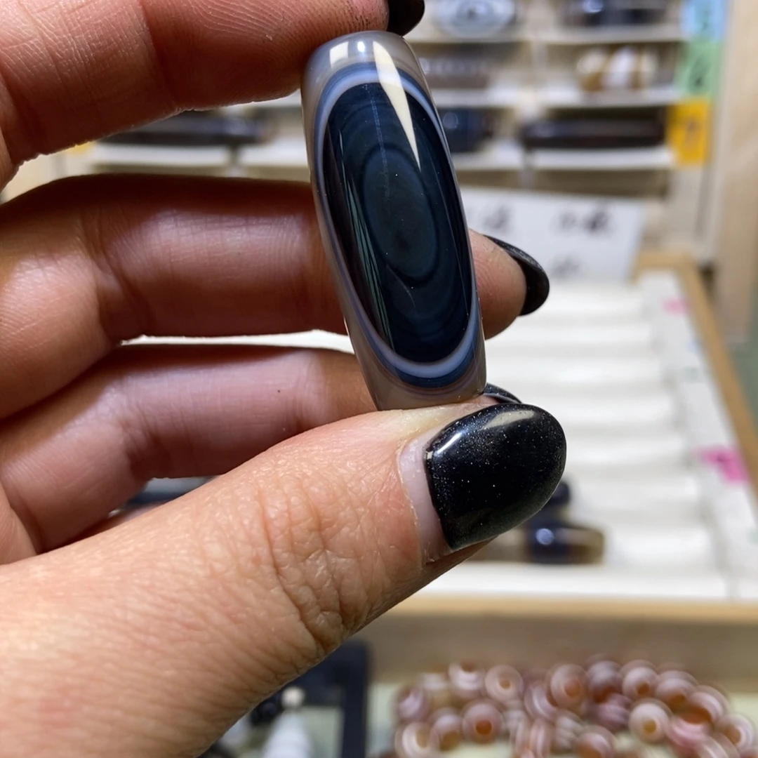 鹤***州玛瑙/玉髓未镶嵌颈饰