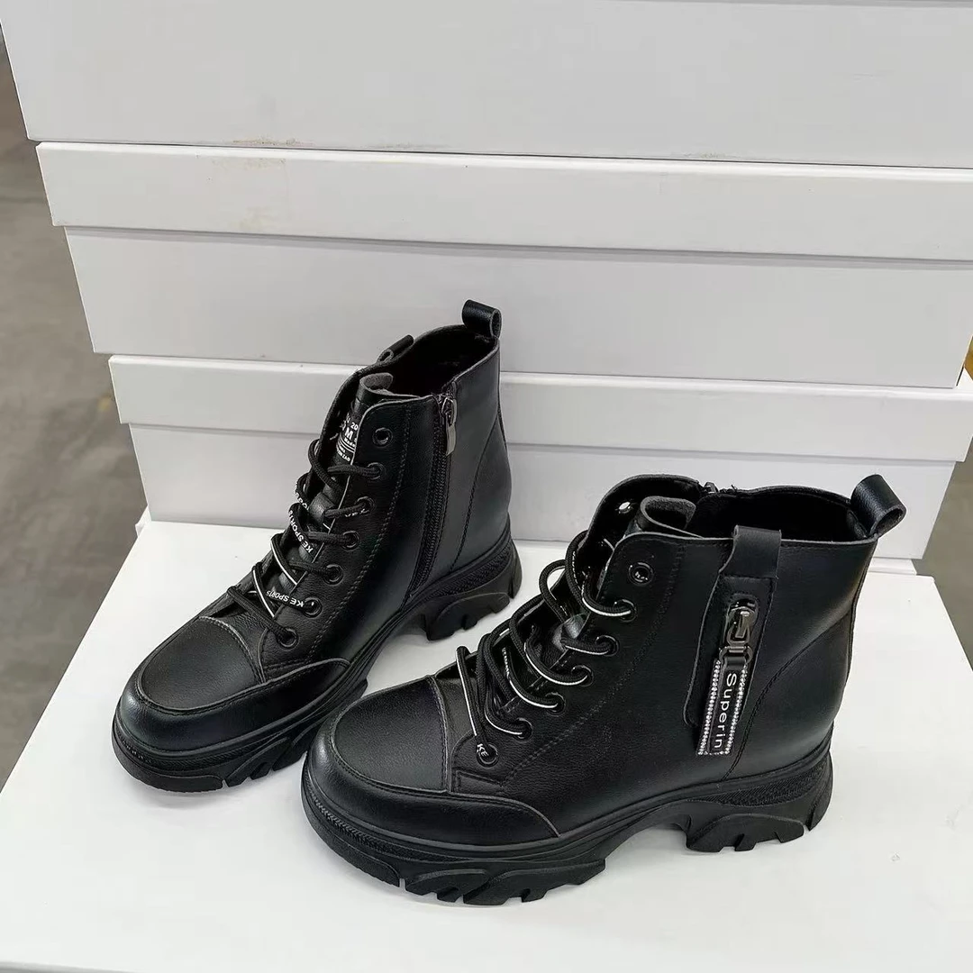 8173B  新款时尚平底系带时装马丁靴加绒