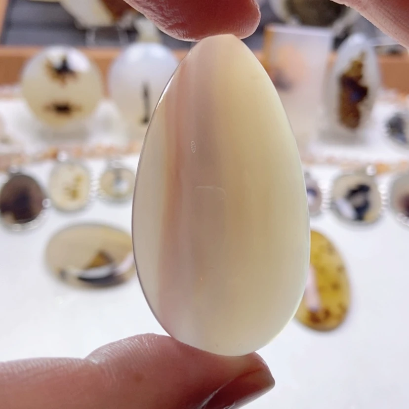 【闪购商品】玛瑙/玉髓颈饰未镶嵌